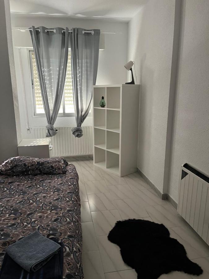New York Apartment Alcala de Henares Bagian luar foto